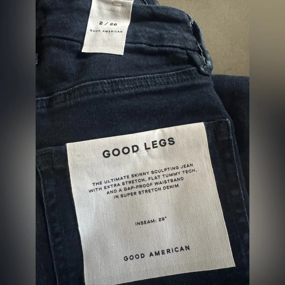 NWT Good American Good Legs Jeans dark Blue size‎ 26 2 28” inseam
